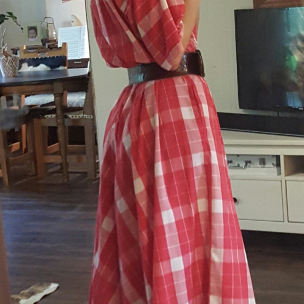 Vintage plaid dress - Picture 2 of 6